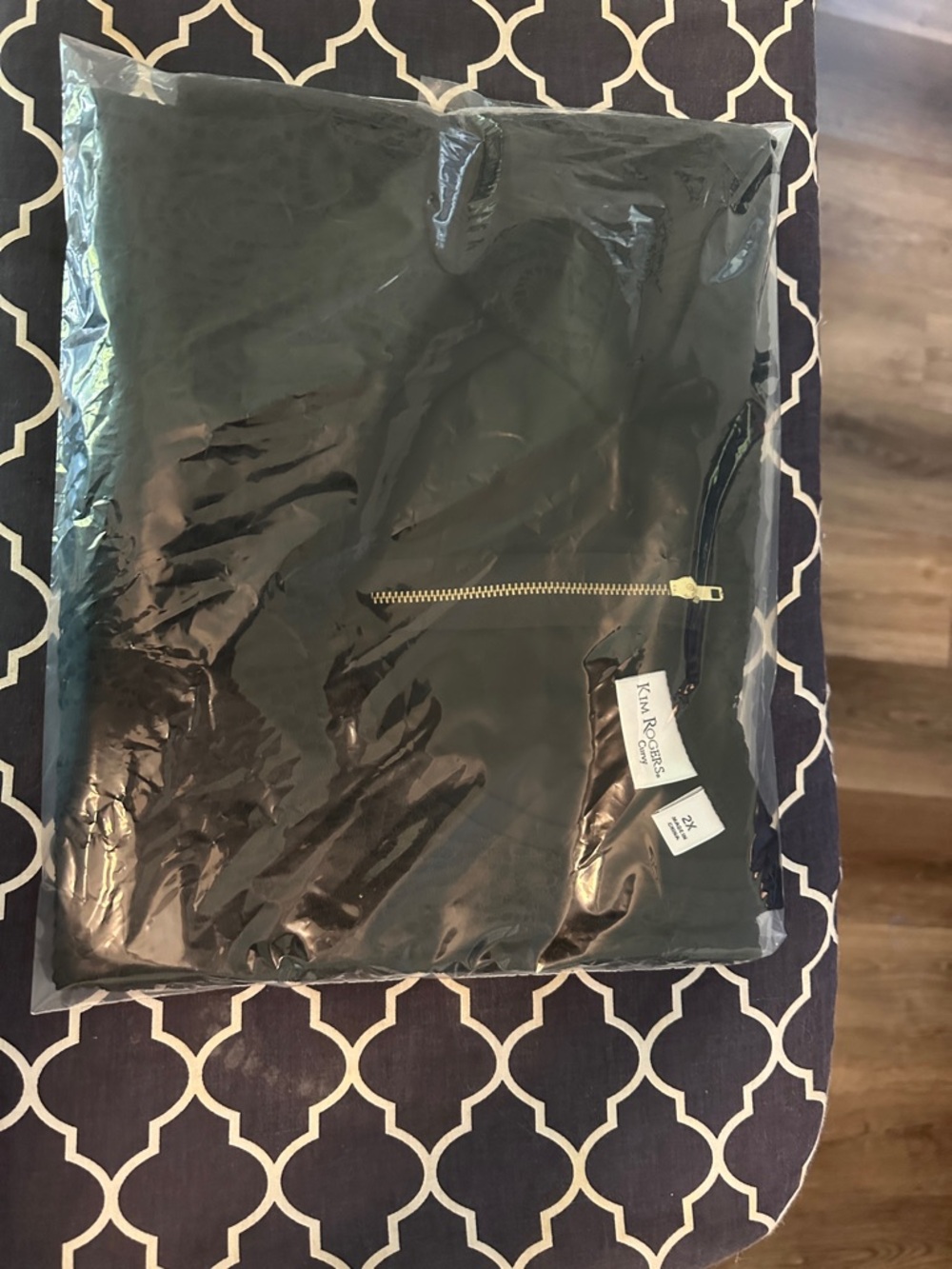 Kim Rogers Black Lace Scallop Short Sleeve Tunic - Picture 11 of 11